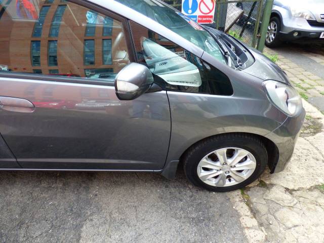 2011 Honda Jazz 1.4 i-VTEC ES 5dr CVT